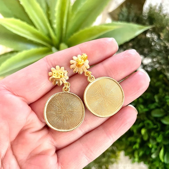 Floral Lemon Dangle Earrings - Picture 6 of 6